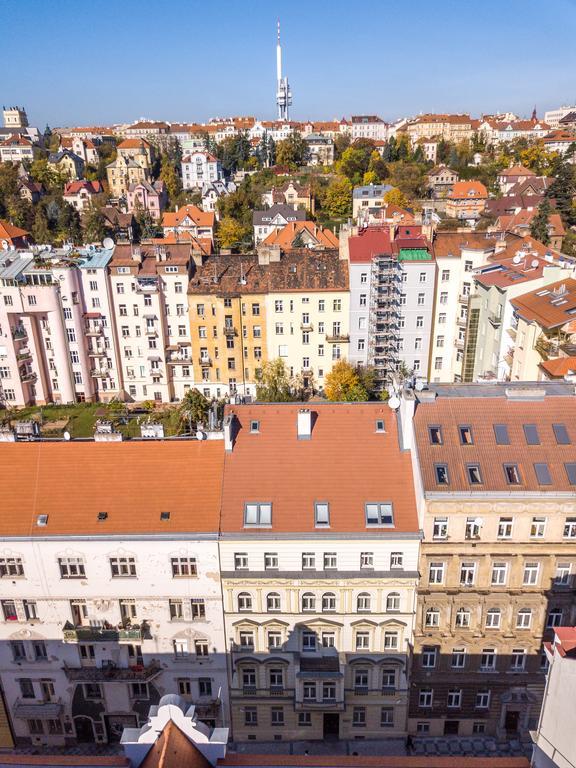 Downtown Suites Kodanska Prague Exterior photo